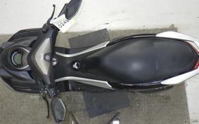YAMAHA N-MAX SE86J