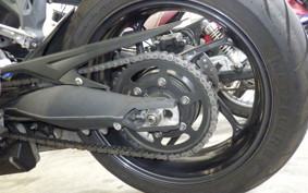 TRIUMPH STREET TRIPLE 85 2015