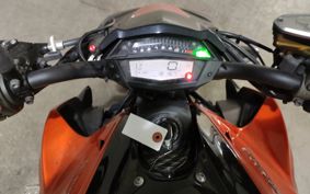 KAWASAKI Z1000 2015 ZRT00F