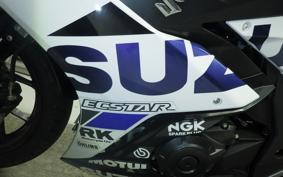 SUZUKI GSX250 R