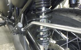 TRIUMPH BONNEVILLE T100 2016