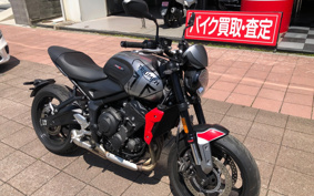 TRIUMPH  TRIUMPH  TRIDENT 660 2021 LGL10U