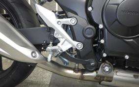 HONDA CB750 HORNET 2025 RH24