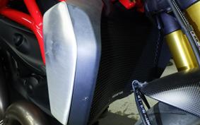 DUCATI M1200 S 2016