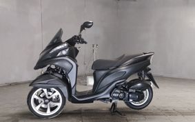 YAMAHA TRICITY 125 SE82J