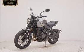 TRIUMPH TRIDENT 660 2026