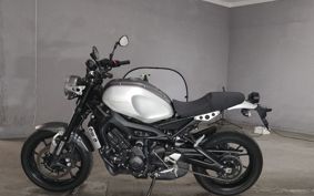 YAMAHA XSR900 RN46J