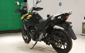 SUZUKI Vｽﾄﾛｰﾑ250A