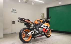 HONDA CBR1000RR 2004 SC57