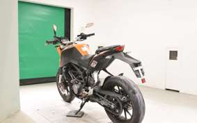 KTM 200 DUKE 2023