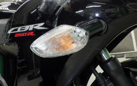 HONDA CBR250R GEN 3 MC41