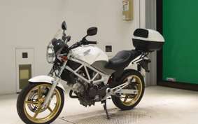 HONDA VTR 250 Gen. 2 MC33