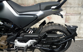 HUSQVARNA SVARTPILEN 401 2024