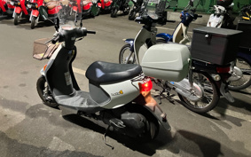 SUZUKI LET's 4 CA45A