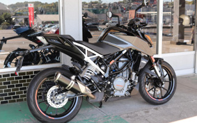KTM 390 DUKE 2022 JPJ40