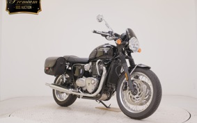 TRIUMPH BONNEVILLE T120 2025