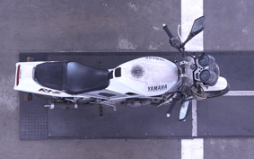 YAMAHA R1-Z