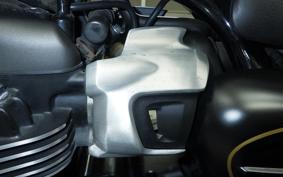 TRIUMPH STREET TWIN 2021