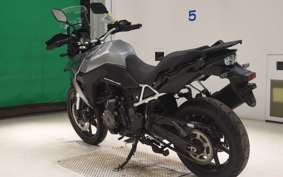 SUZUKI Vストローム800 2025 EM1BA