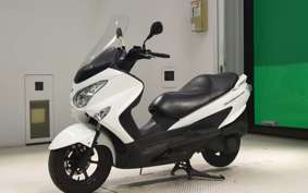 SUZUKI SKYWAVE 200 (Burgman 200)