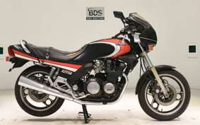 YAMAHA XJ750 E 1983 29R