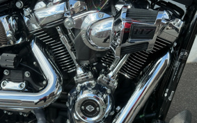 HARLEY FXBR 2023 YEZ