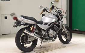 SUZUKI GSX250FX ZR250C