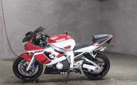YAMAHA YZF-R6 2000 RJ03