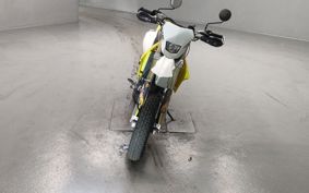 SUZUKI DR-Z400SM 2005 SK44A