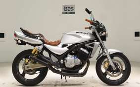 SUZUKI GSX250FX 2017 ZR250C