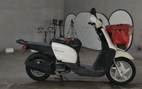 YAMAHA NEWS GEAR UA07J