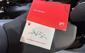DUCATI DUCATI  STREET  FIGHTER V4S 2025 4F00