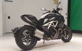 DUCATI DIAVEL AMG 2012