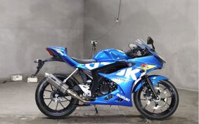 SUZUKI GSX-R125 DL33B