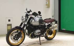 BMW R NINE T SCRAMBLER 2024