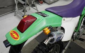 KAWASAKI KDX220SR DX220B