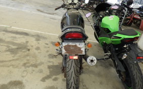 SUZUKI BANDIT 400 GK75A