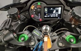 KAWASAKI  NINJA H2 SX SE ZXT02A