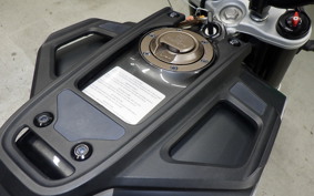 HUSQVARNA SVARTPILEN 401 2021
