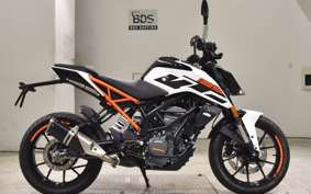 KTM 125 DUKE 2023