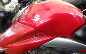 SUZUKI GSR250
