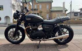 TRIUMPH  TRIUMPH  STREET  TWIN  2018 DAD74G