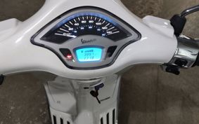 VESPA PRIMA BEIGE RA125 M8210