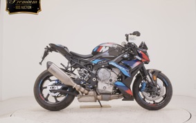 BMW M1000R 2024