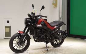 BENELLI レオンチーノ250 2016
