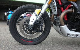 MOTO GUZZI V85 TT 2019 ZGUKW