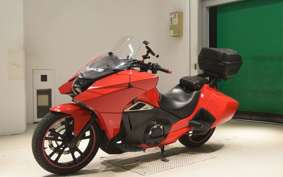 HONDA NM4 VULTUS -02 2015