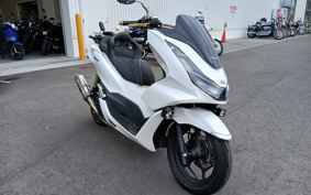 SUZUKI GSX-8R 2024 EM1AA