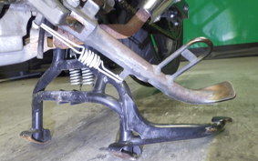 SUZUKI GSR250