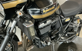 KAWASAKI ZRX1200 DAEG 2015 ZRT20D